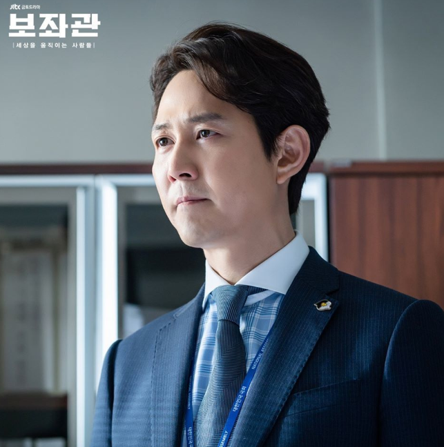 成为国会议员的利与弊让辅佐官带你看尽官场真面目