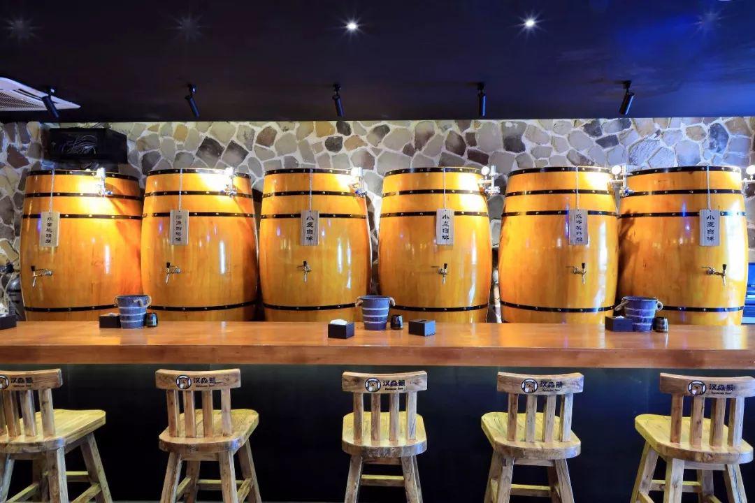 无精酿不尽兴人均10元就能连喝带吃