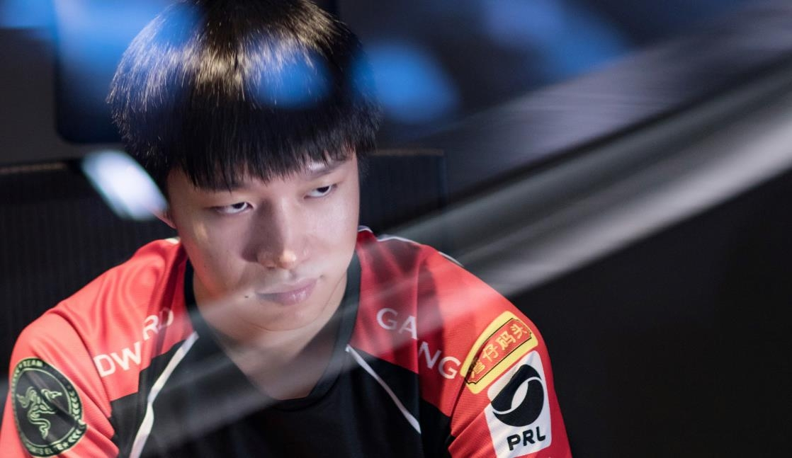 厂长和麻辣香锅没忍住向质疑声发起挑战