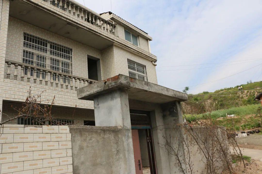 高性价比丨新县自建别墅270平毛坯87万诚意出售