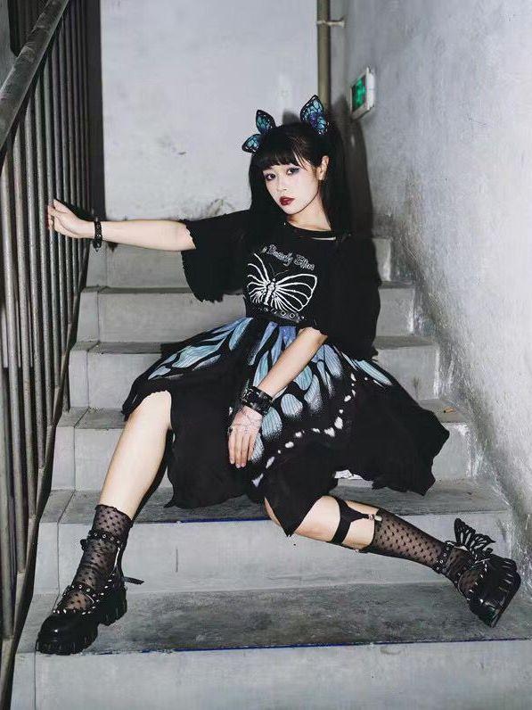 最近火了一种洛丽塔叫上面乖巧下面嚣张lo娘穿上太惊艳