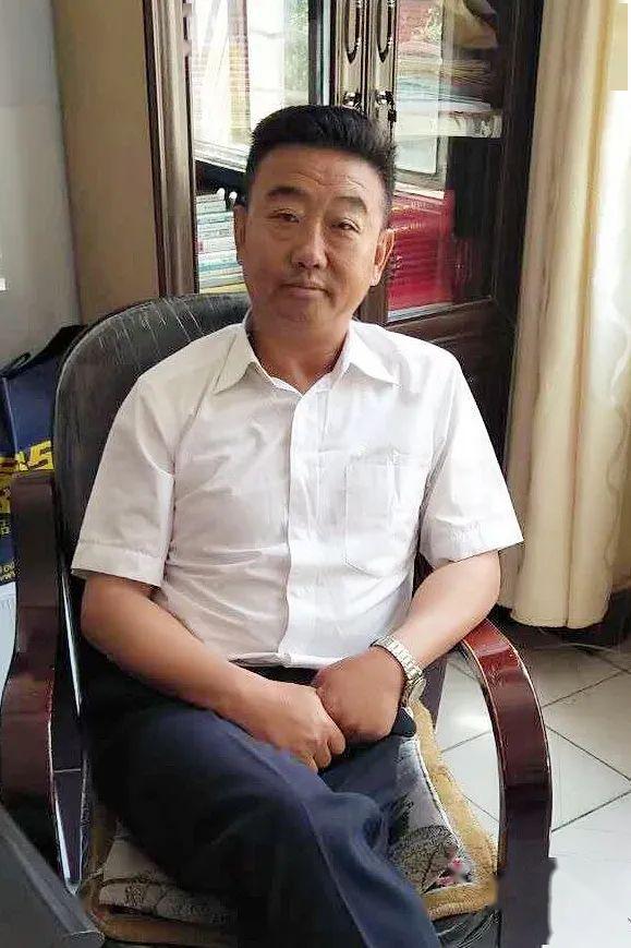 沈明强之子沈晓军,生于1964年,二级演员,张掖市文学