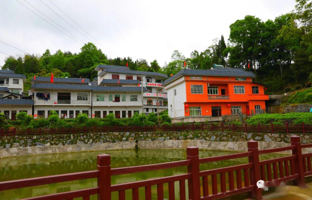 隆回这个村去年旅游营业收入800多万将要创建3a景区