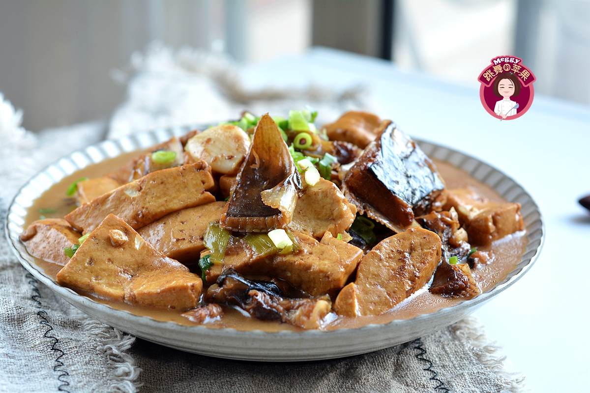 这鱼被称老板鱼是魔鬼鱼的亲戚全身无刺鲜美不舍得挪筷