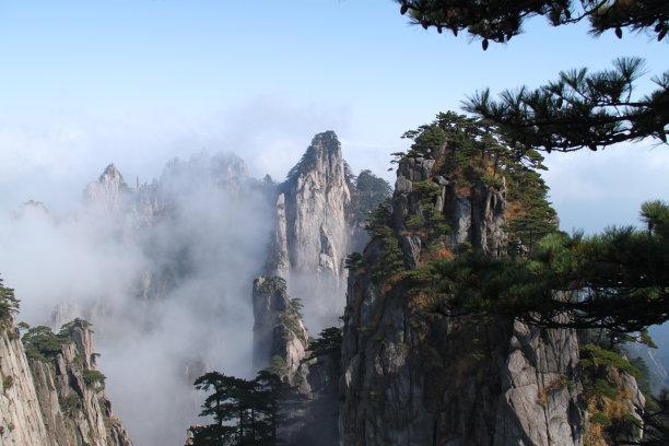 中國最美山景在哪裡是黃山武陵源是廬山泰山踏春訪山了