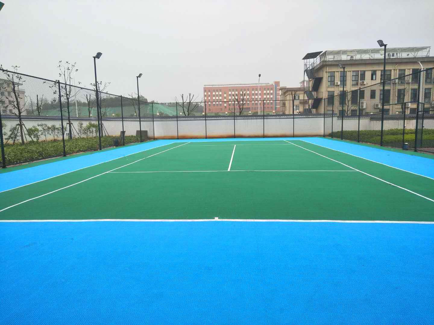 干货你知道一个标准网球场的尺寸是多少吗