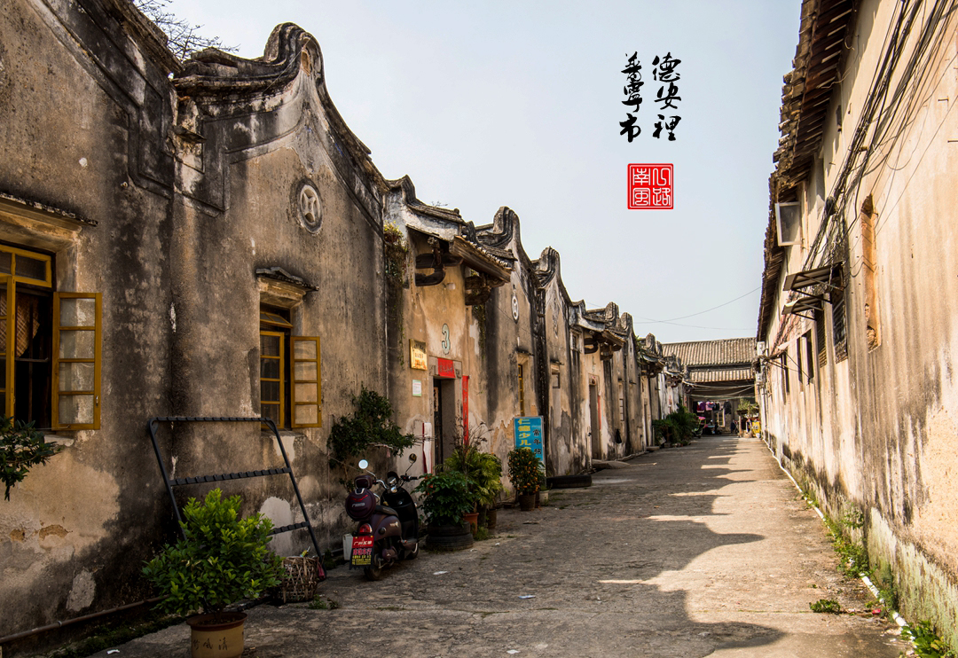 原创广东普宁藏迷你故宫房屋多达773间规模宏大游客稀少