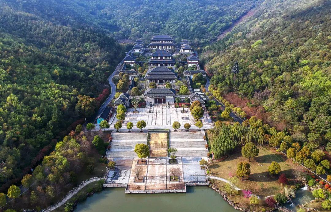 孙武文化园▲ 万鸟园景区▲ 穹窿樱花林穹窿山此时正值"穹窿本草