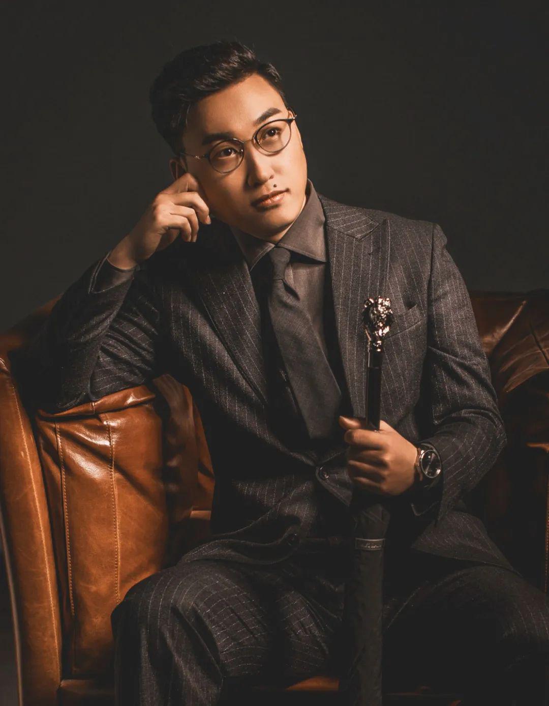 "男神来了"福利月丨"宝藏"先生---破白羊