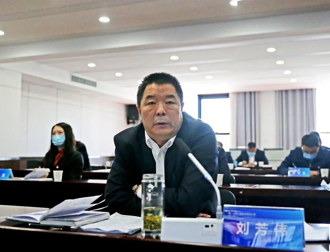 会上,邬海升对政工工作做了总体安排部署,强调要紧紧