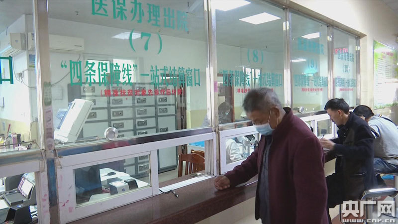 革命老区江西赣州实现整体脱贫摘帽_扶贫