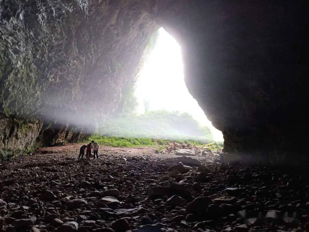 张家界534九天洞双峰岩草泥马穿越槟榔谷徒步攀爬2天1晚350车费保险3