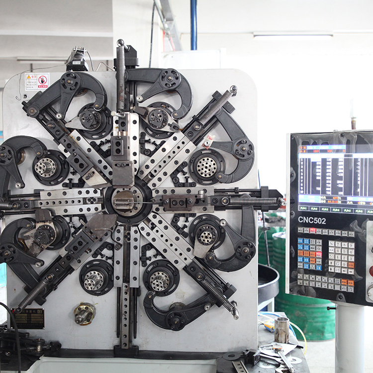 所以弹簧机的内外径成型功能决定了设备适用的弹簧加工范围!