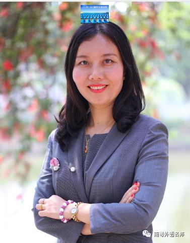 广东培正学院外国语学院副院长,硕士毕业于广州大学外国语学院课程与