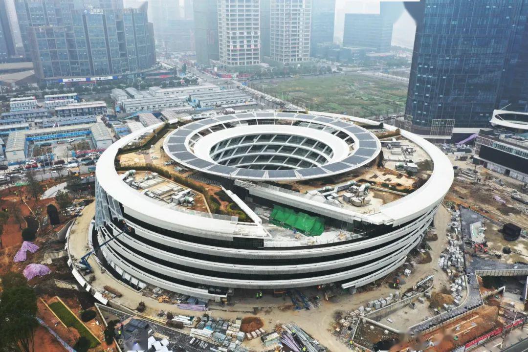 对自由想象的渴求太平鸟集团总部大楼