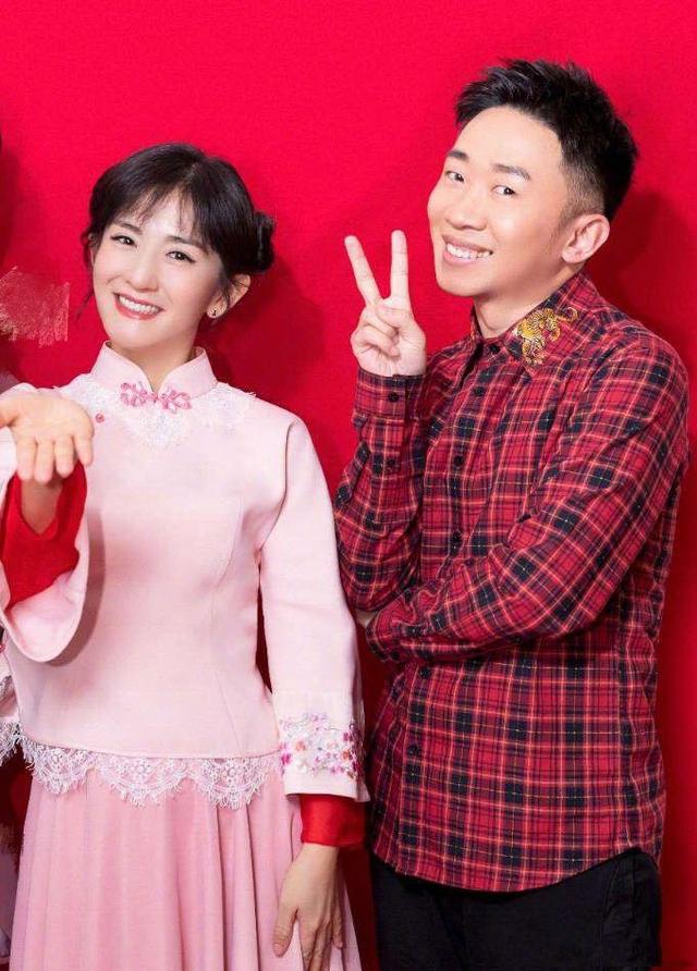 杨迪生日谢娜半夜晒照送祝福私聊发生日红包引起网友们的猜测