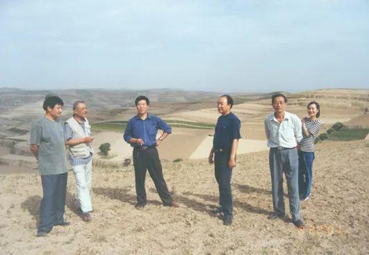 专访|诗人牛庆国