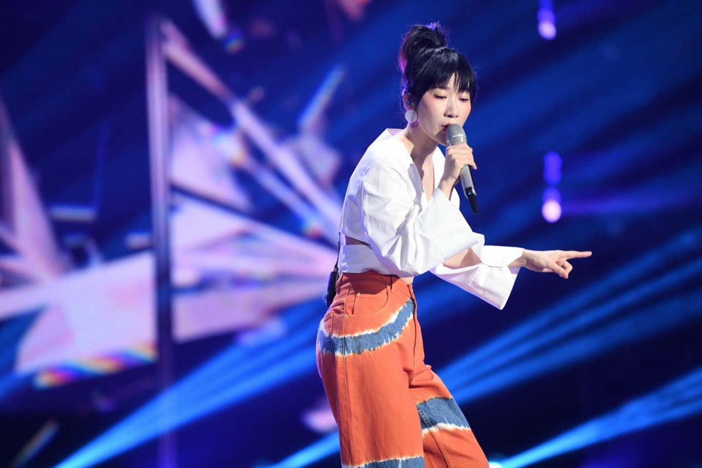 阿肆与歌迷吴青峰云同台原来比想象中更搭