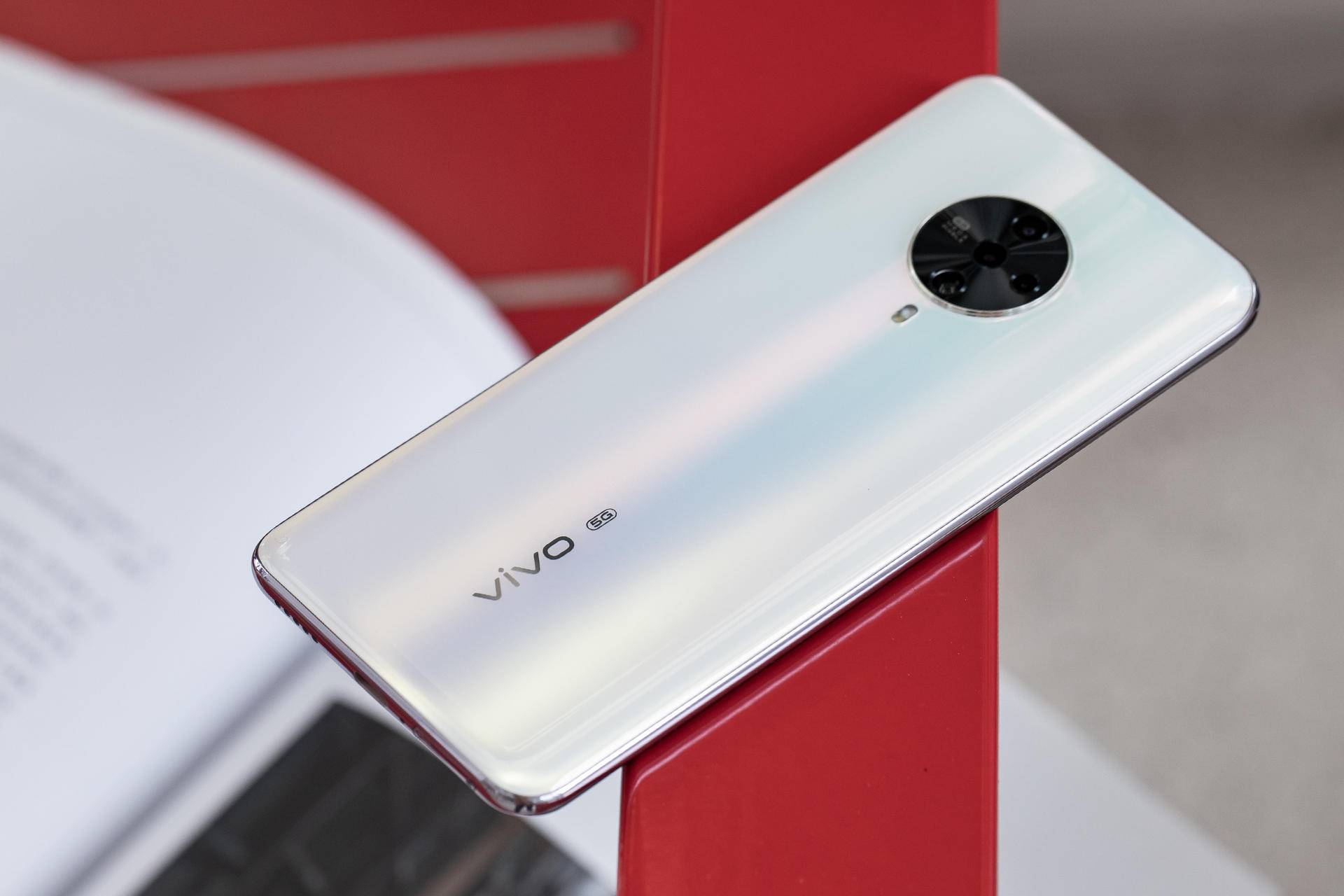 三月国内手机市场回暖,"华v"两强大幅领先_vivo