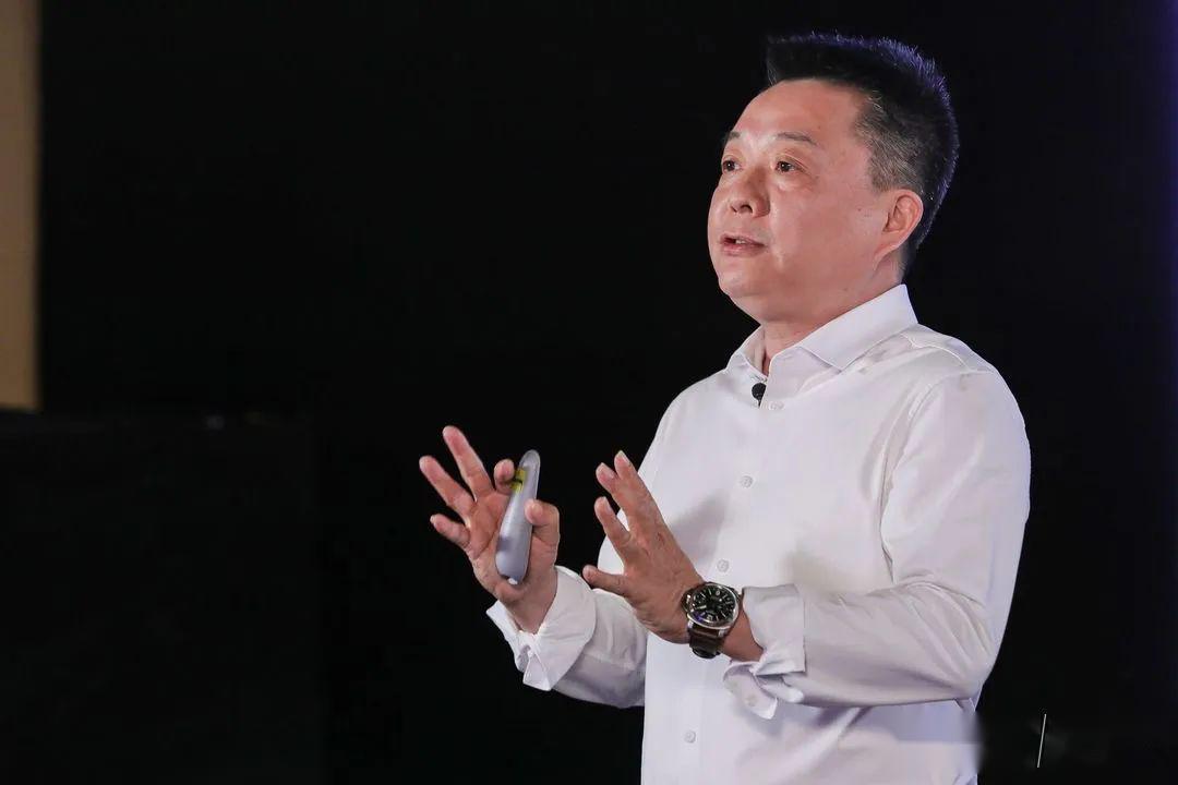 王翔「疫情下,小米的全球化战略及责任」