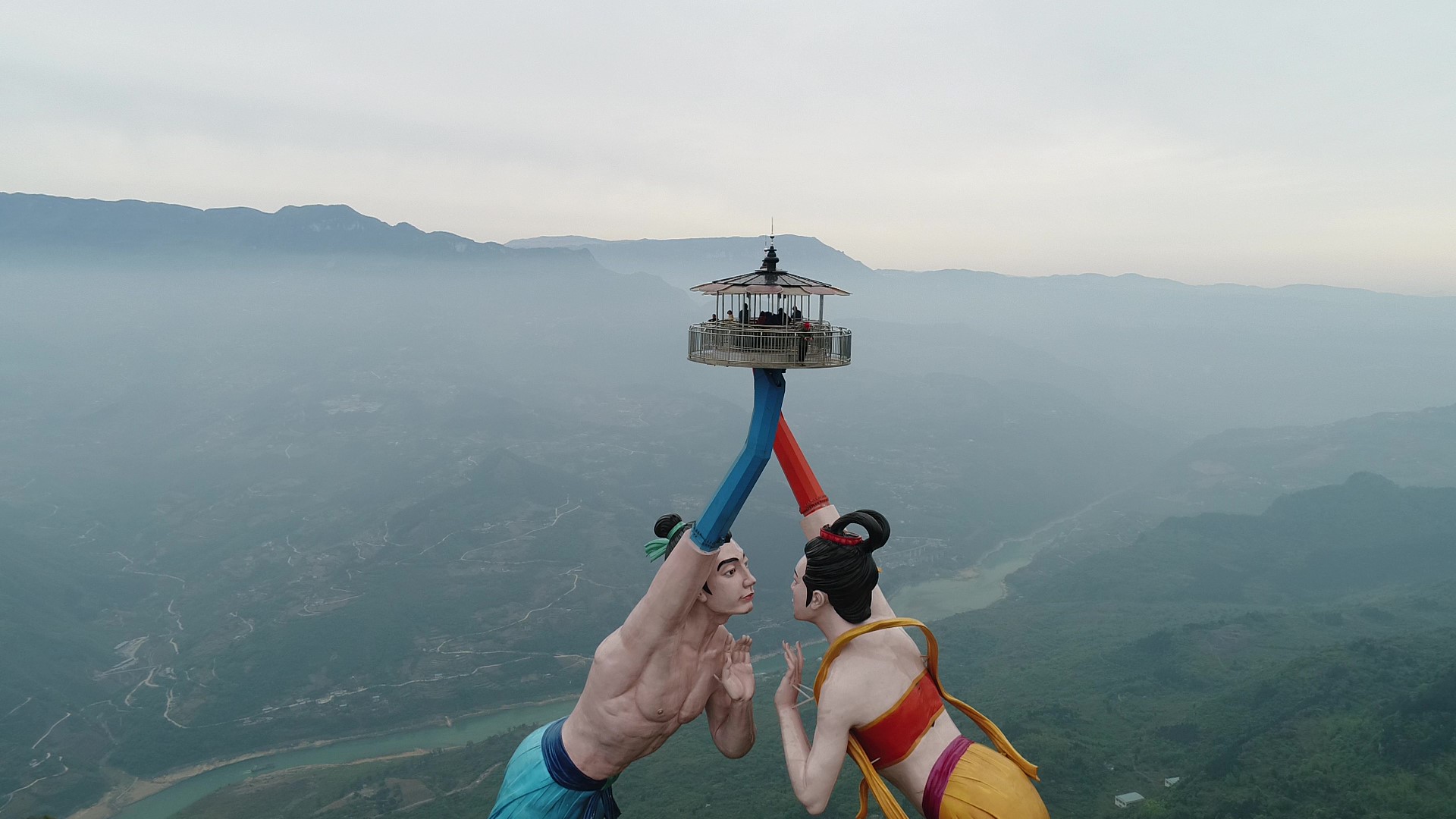 武隆最火游乐项目"飞天之吻"即将启幕