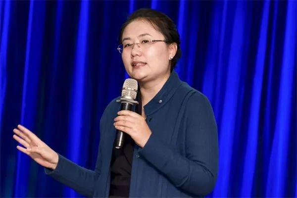 杜丽萍,2004年毕业于西安思源学院.