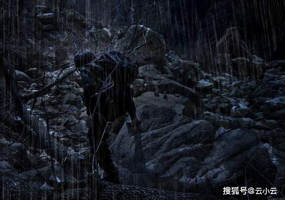 鬼吹灯系列里最强的防盗墓终极机关术——九死惊陵甲_血肉