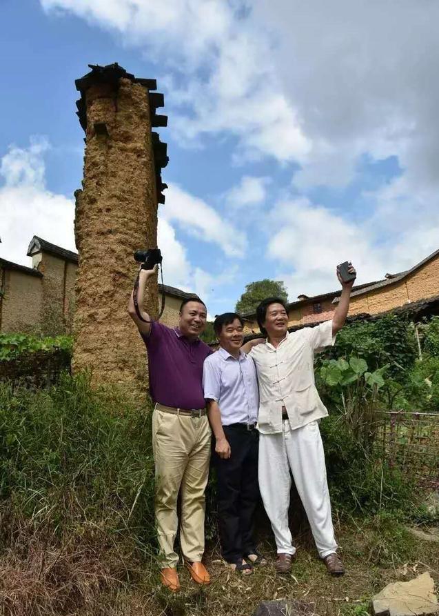 随后的时间里,和雨山一道深入到宁德古田翠屏湖,凤都的石坑村,卓洋的