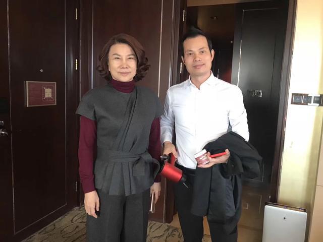 ",欧芭集团的董事长蔡艺卓先生如是说.