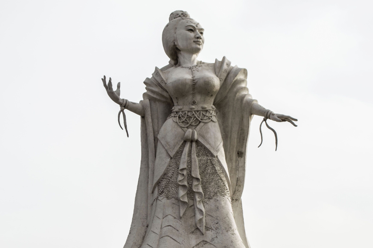 武则天封禅大典为何选择嵩山没有选择泰山原来为了掩盖真相