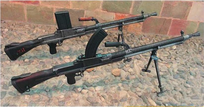 抗战机枪弹匣是弯的还是直的为什么电视剧里频频用错