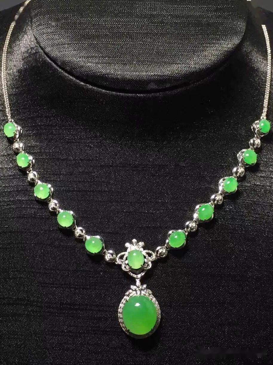 翡翠欣赏丨冰种正阳绿随形锁骨链30500元