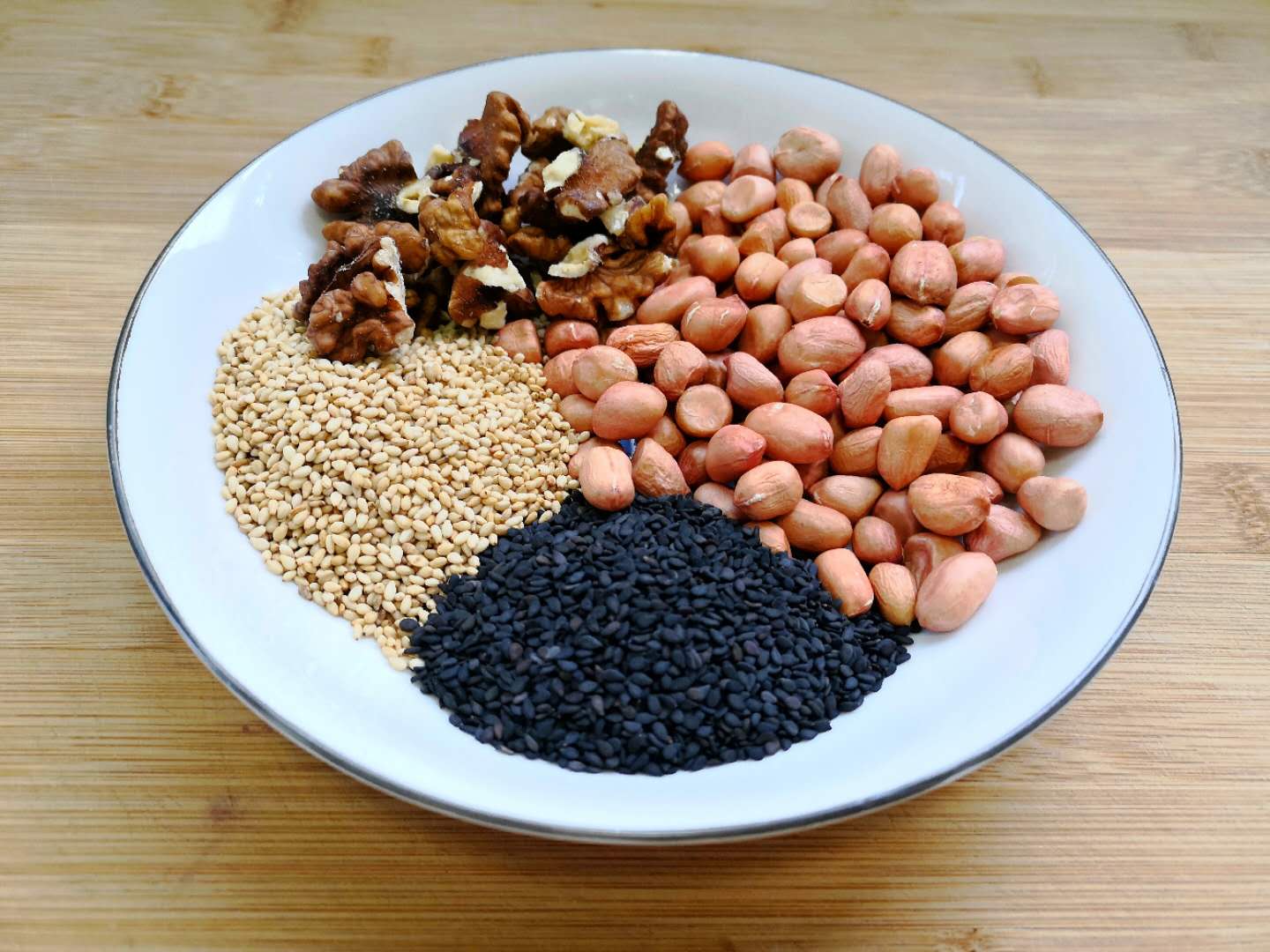 原创80岁的外婆就好这一口,隔三差五炒一盘当早餐,味道不比豆浆差!