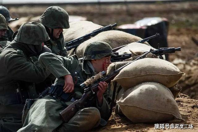 俄罗斯塞瓦斯托波尔举行,为了纪念1853-1856年克里米亚战争塞瓦斯托