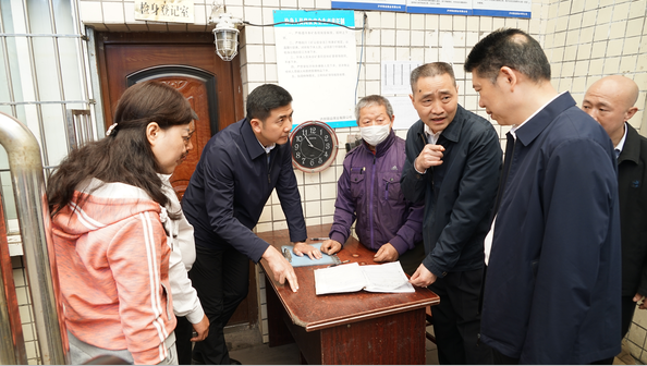 泸州市委常委常务副市长封安带队检查指导泸县地灾防治和矿山安全工作