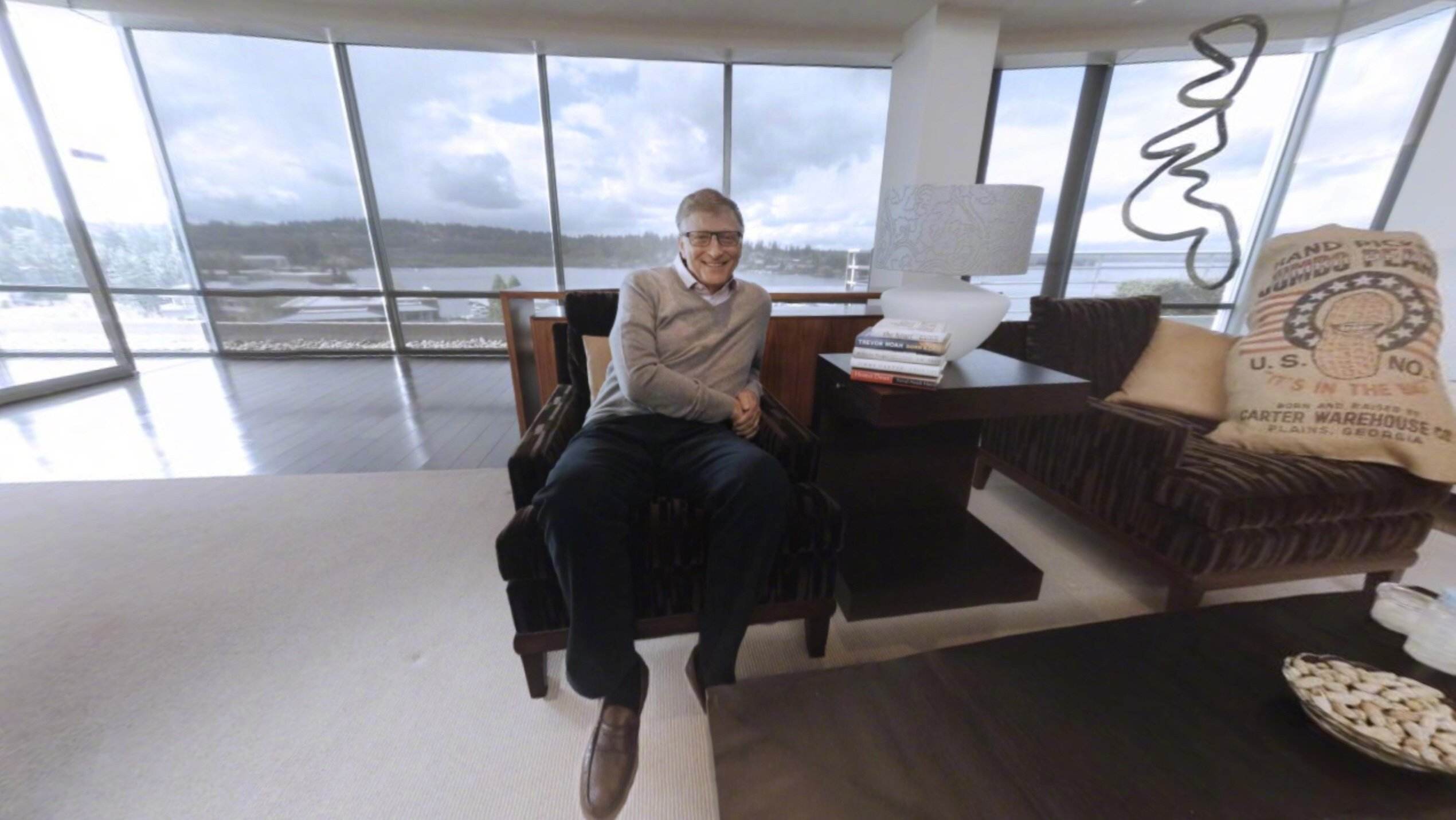 被美国人污蔑为新冠肺炎疫情的罪魁祸首比尔盖茨公开驳斥阴谋论