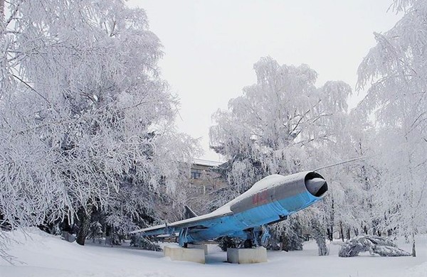 1998年哈尔科夫航空学院被升为朱柯夫国立航空航天