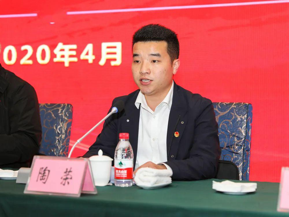 啥古蔺青年当中发生了一件大事