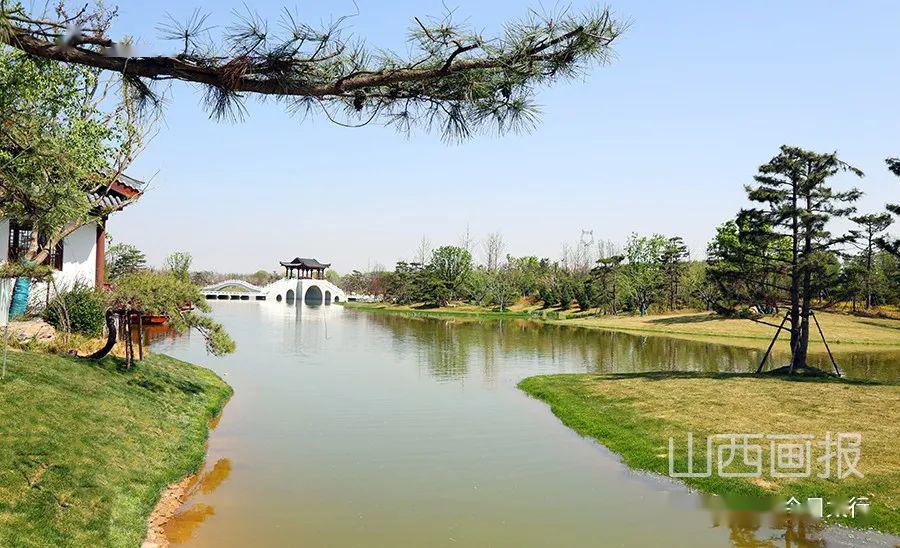 山上平湖水上山北国风光胜江南来自长治市滨湖区景观提升工程的报道