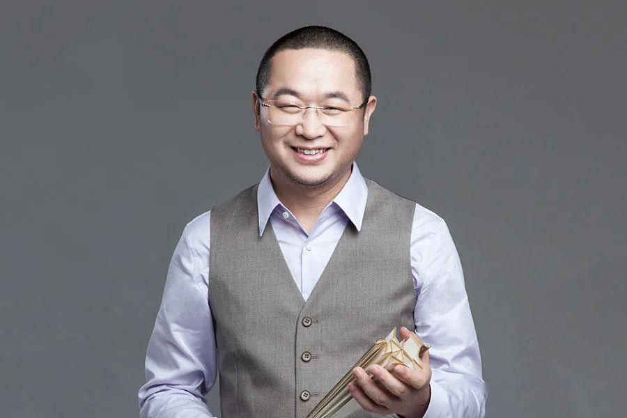 全文5336字,阅读约需11分钟文丨冀玉洁编辑丨王鑫4月初的瑞幸造假事件