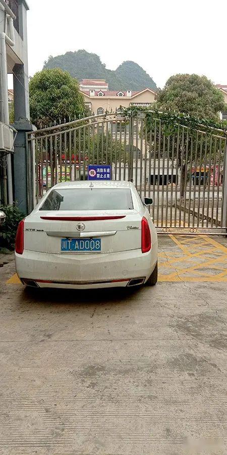 天等县第三波不文明行为曝光,看谁占用,堵塞,封闭消防通道_车牌号码