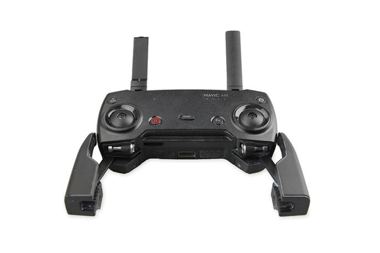 原创大疆mavicair2新遥控器谍照曝光实体物理按键搭配手机夹