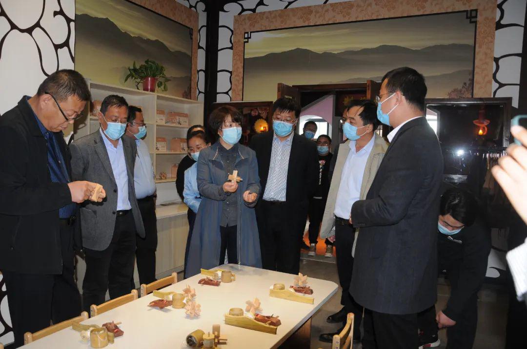 霍州市长李青雁一行考察来我县开发区建设