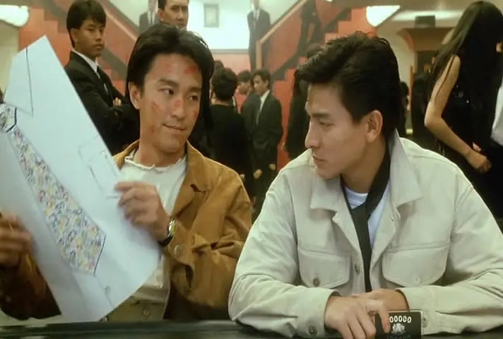 中被忽略的搞笑镜头,周星驰摔倒细节感人,吴孟达眼神有内涵_刘德华
