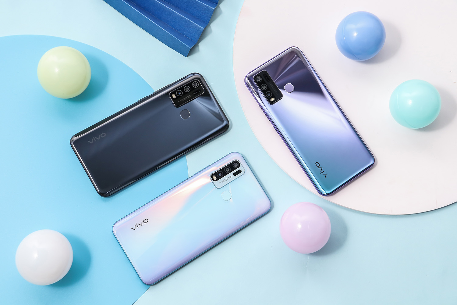 极点屏工艺vivoy50颜值美感再升级实力打造新颖设计和全面性能