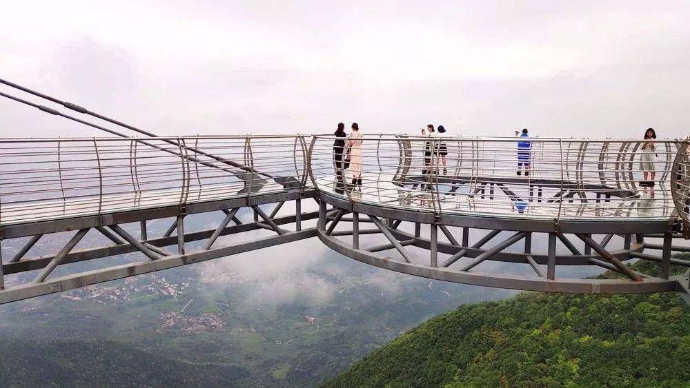 特价5月5日发团踏相府故里闯1300云端玻霸安溪国心绿谷云端玻霸李光地