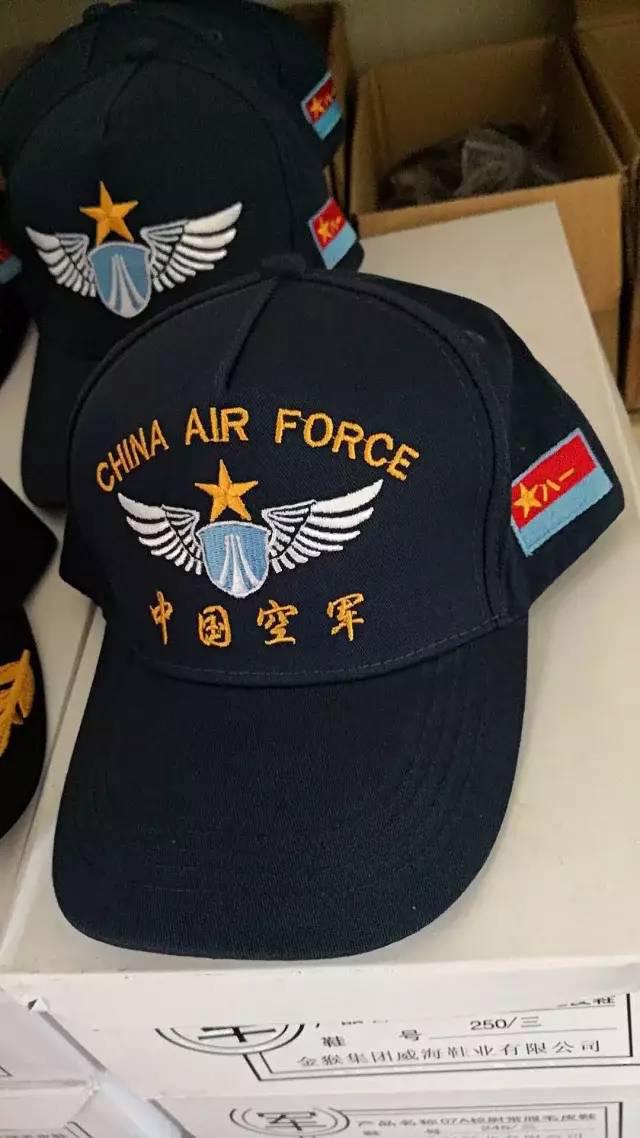 遮阳造型100多顶军人帽子海陆空各兵种齐全
