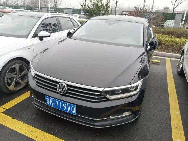 拍卖成功!扬州市邗江区车牌苏k719vq大众汽车,成交价211,892元