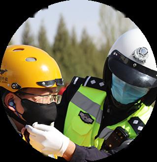 高一高二开学丨正阳交警全力以赴开启护学模式