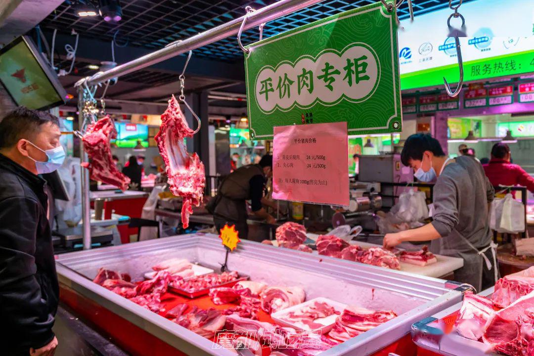 性价比超高的还有集市的肉类区!